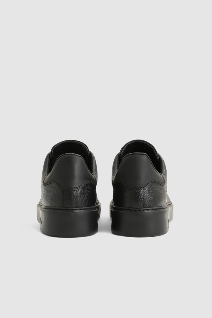 Sneaker Classic Court in camoscio ingrassato