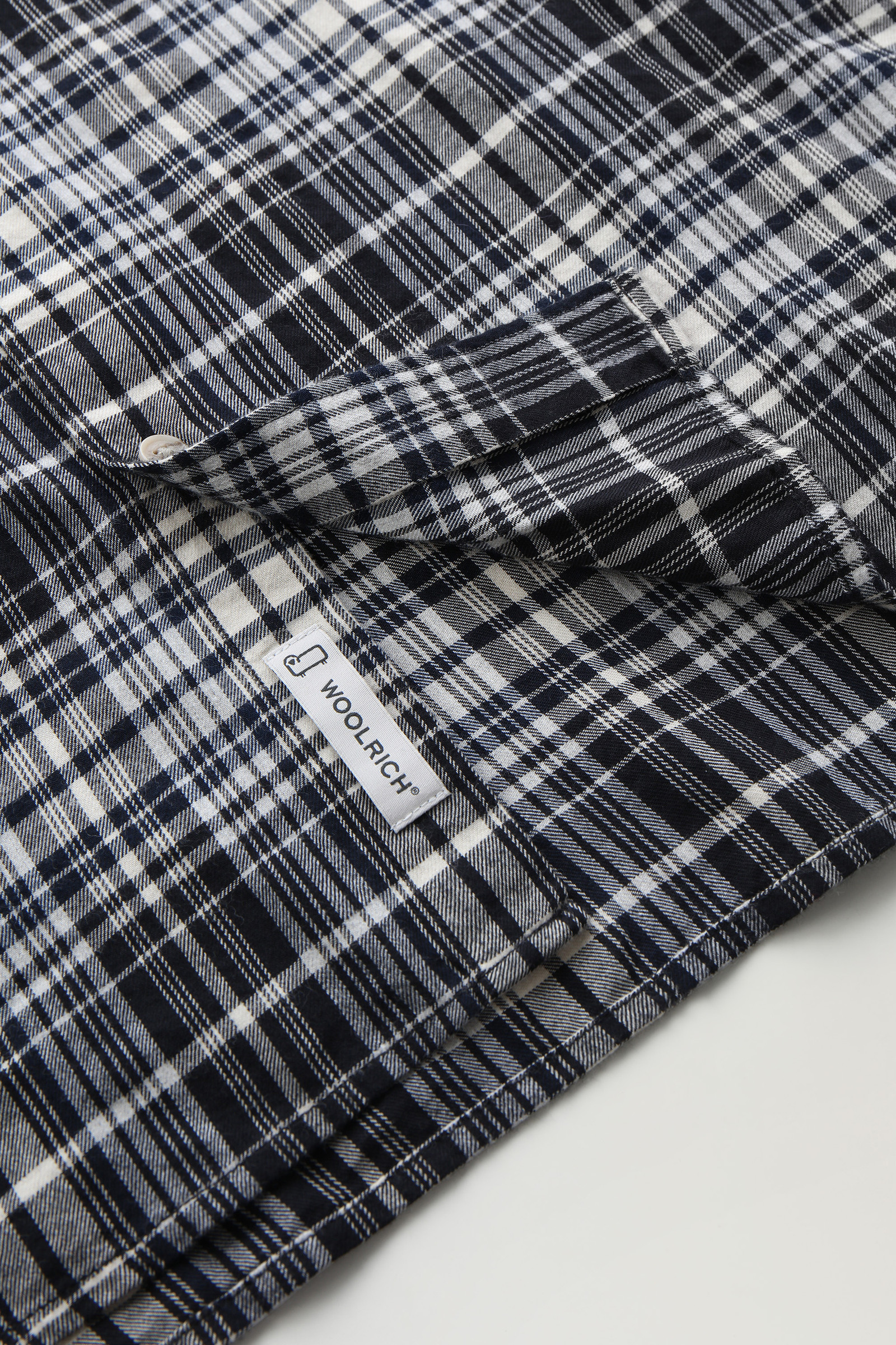 Leichtes Flanell-Shirt mit Madras-Muster Schwarz photo 9 | Woolrich