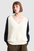 Pullover mit V-Ausschnitt aus weicher Baumwolle