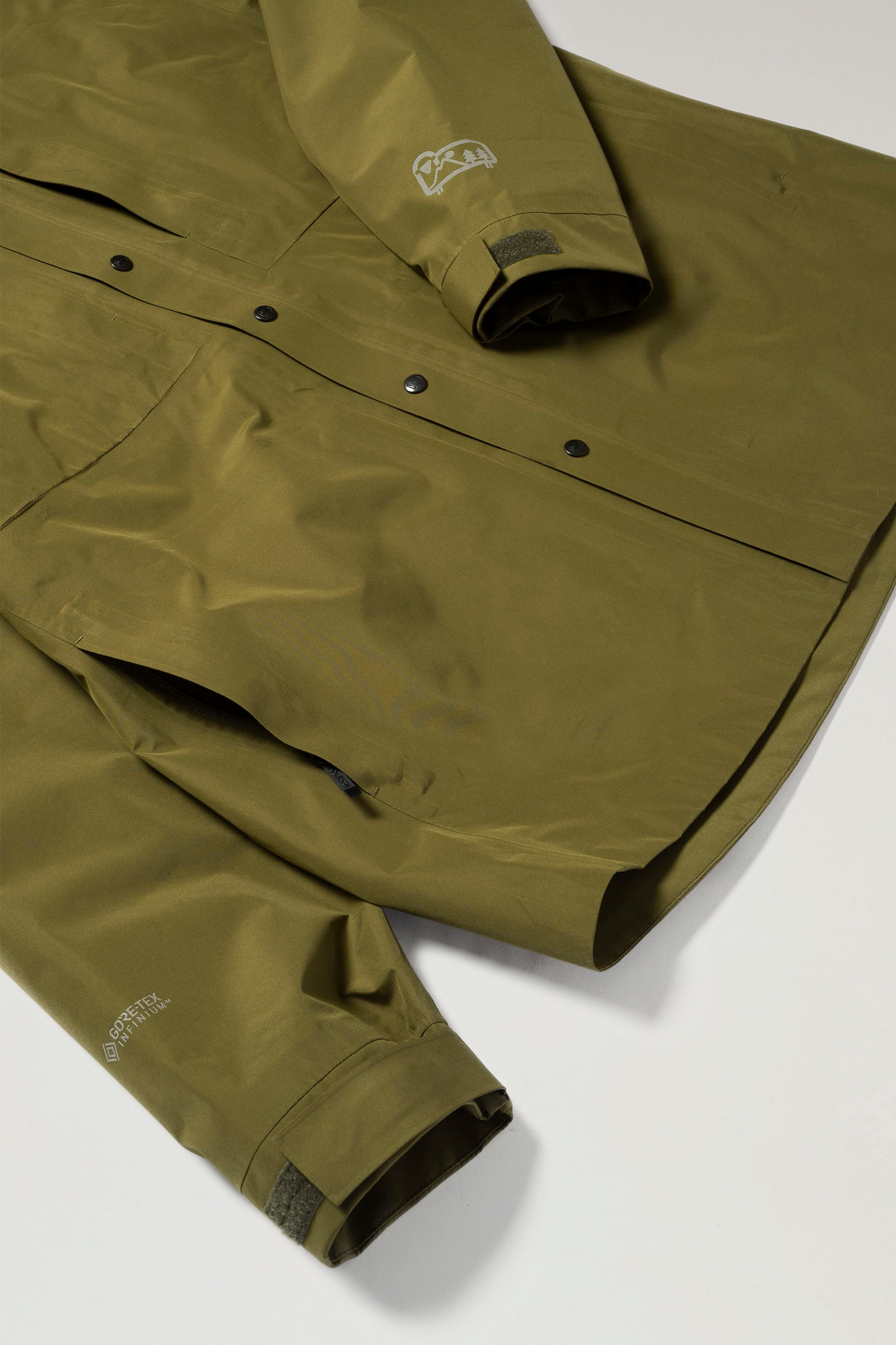 Overshirt in GORE-TEX INFINIUM Green photo 7 | Woolrich