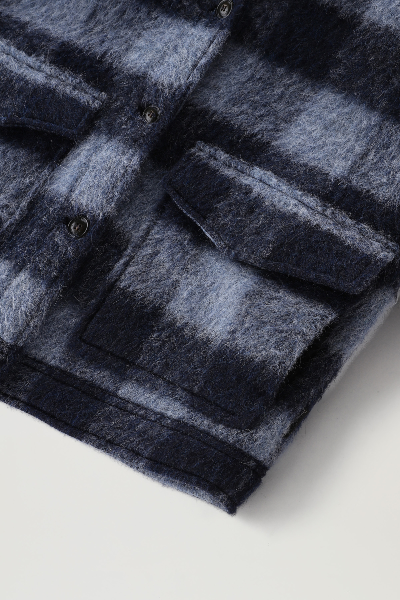 Veste chemise en mélange de laine brossée avec franges Bleu photo 9 | Woolrich