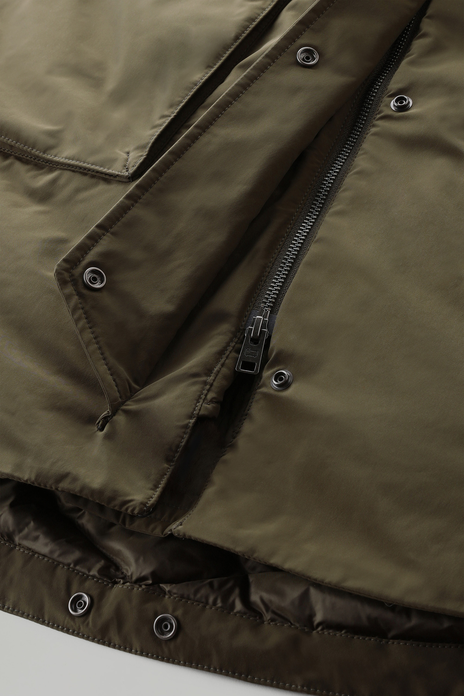 Military Parka in Urban Touch met wasbeerbont groen photo 9 | Woolrich