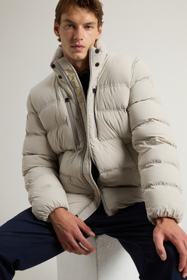 MATT STRETCH PUFFER JACKET Grau photo 4 | Woolrich