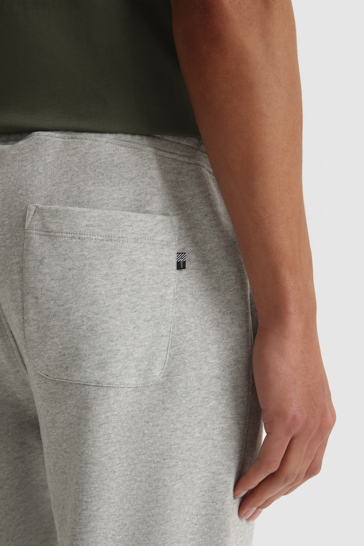 Pantaloni jogging Essential con logo ricamato
