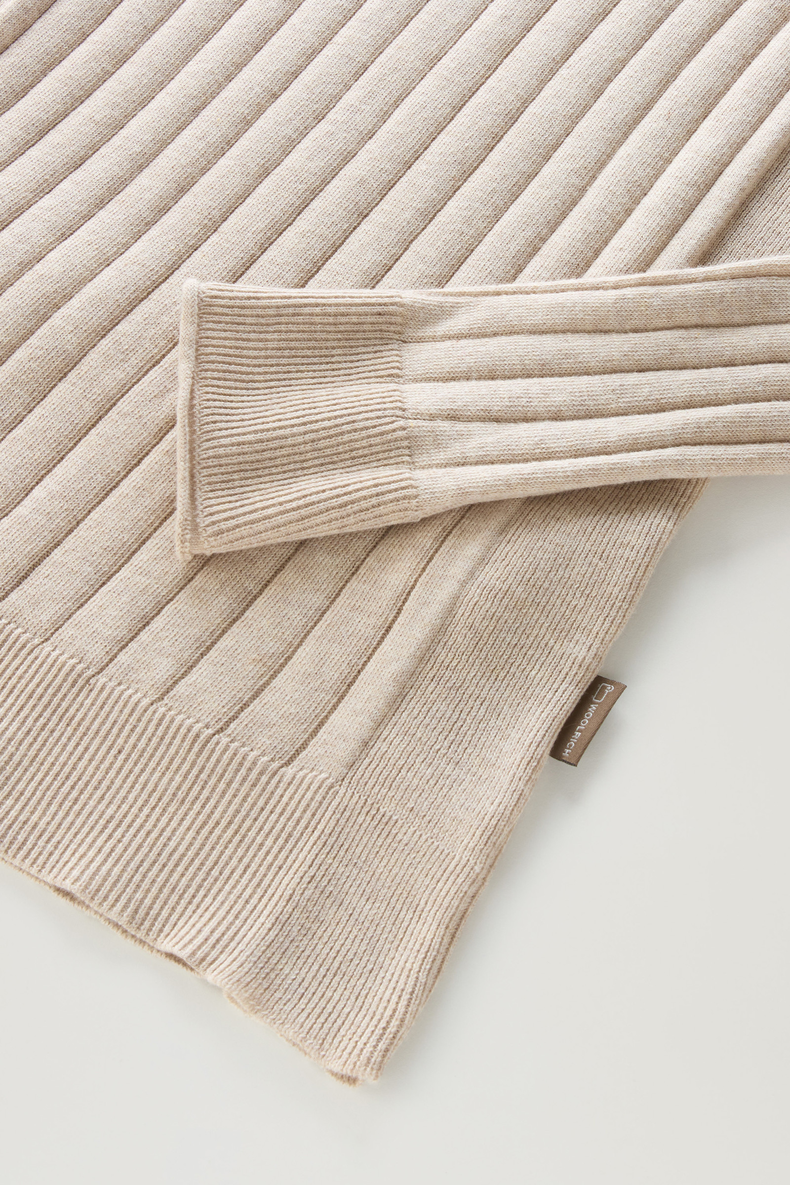 Breit gerippter Pullover mit Rundhalsausschnitt aus reiner Baumwolle beige photo 7 | Woolrich