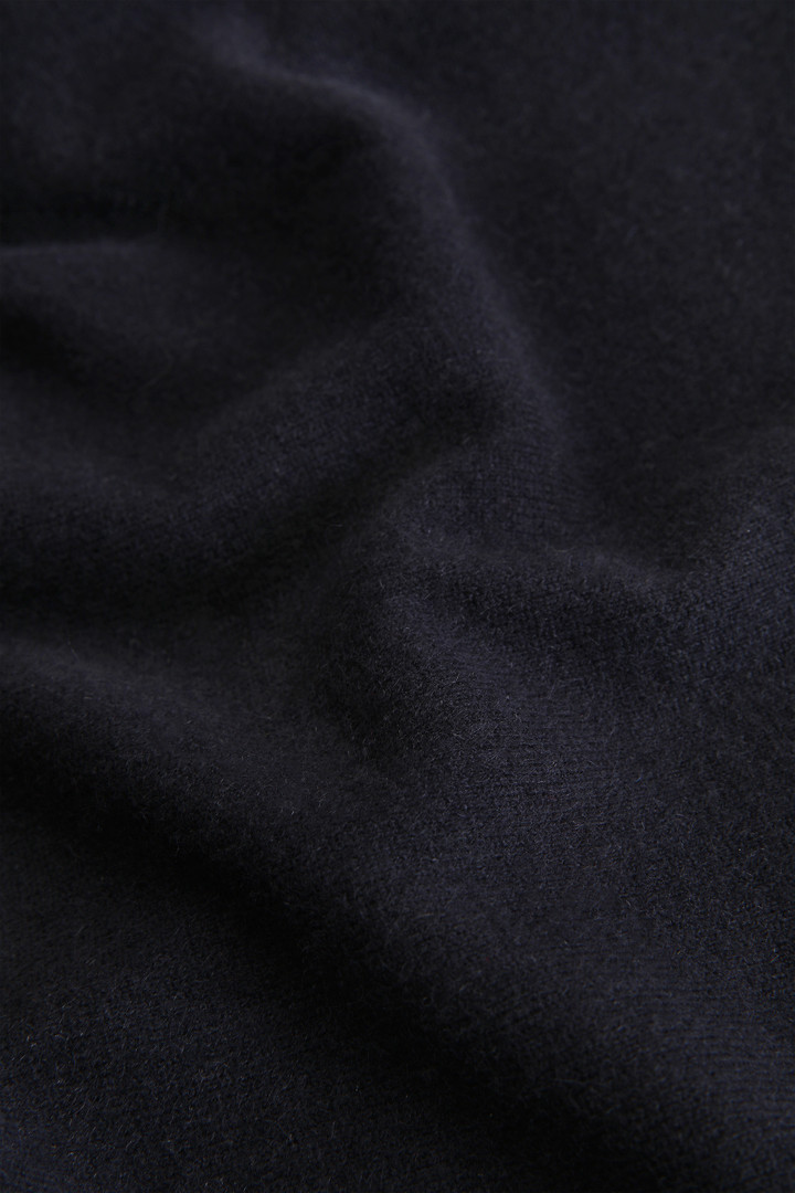 Luxury Crewneck cashmere yarn Sweater