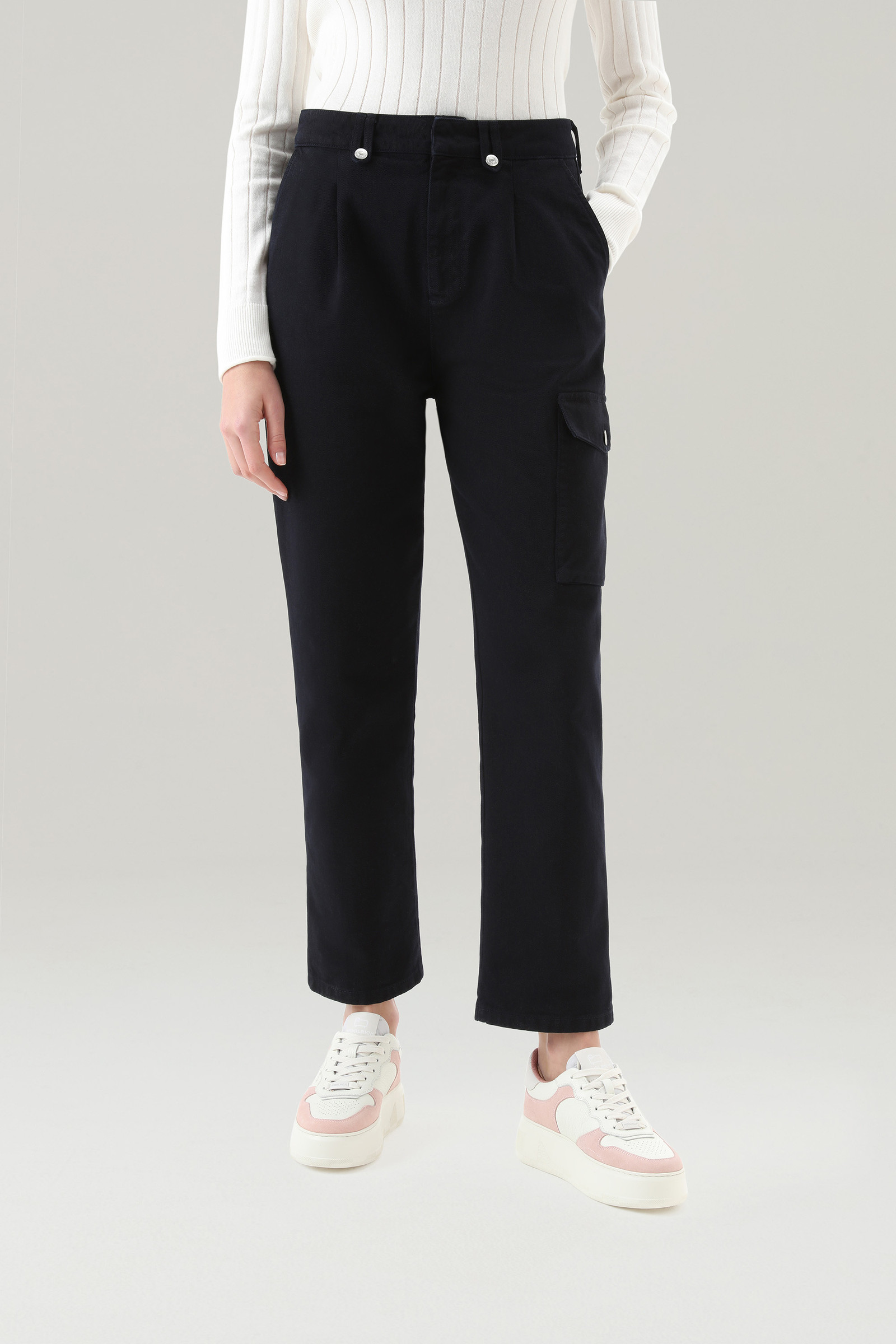 Women's Garment-Dyed Cargo Pants in Pure Cotton Twill Blue | Woolrich USA