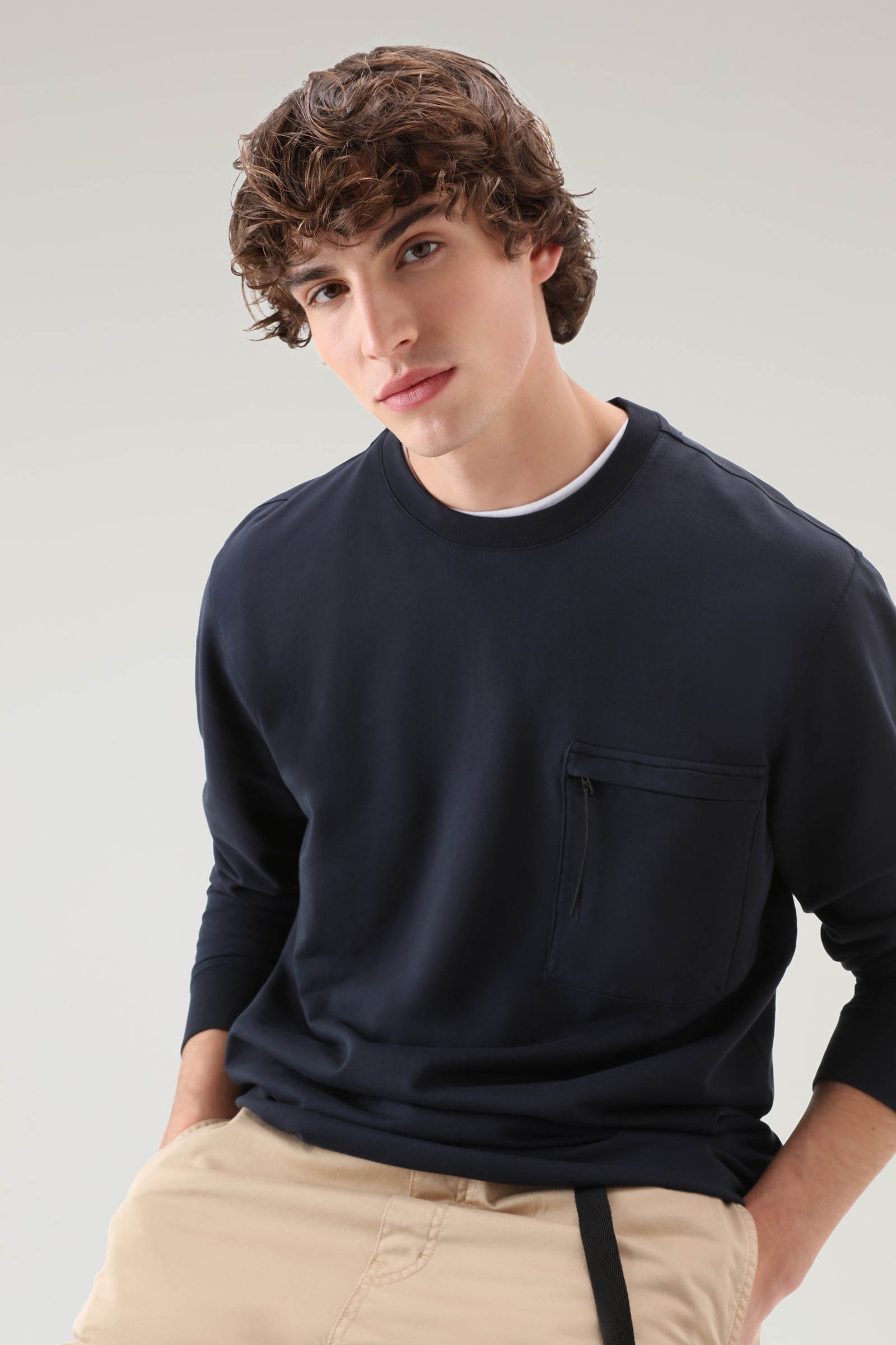 Crewneck in Pure Cotton Fleece with Zip Pocket Blue photo 4 | Woolrich