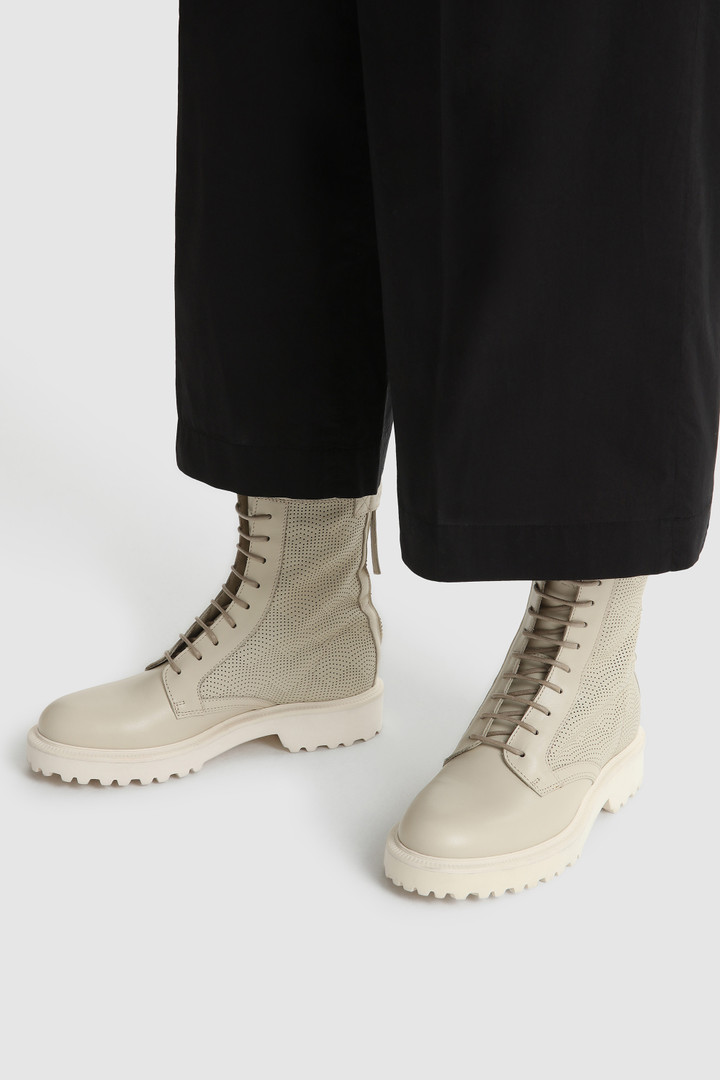 Botas especiales Spring City perforadas