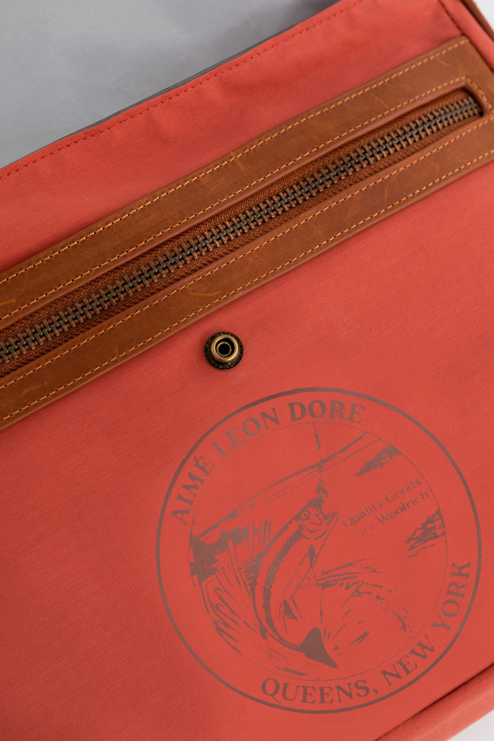 Sac porté épaule Fly Fishing Aimé Leon Dore / Woolrich marron photo 3 | Woolrich