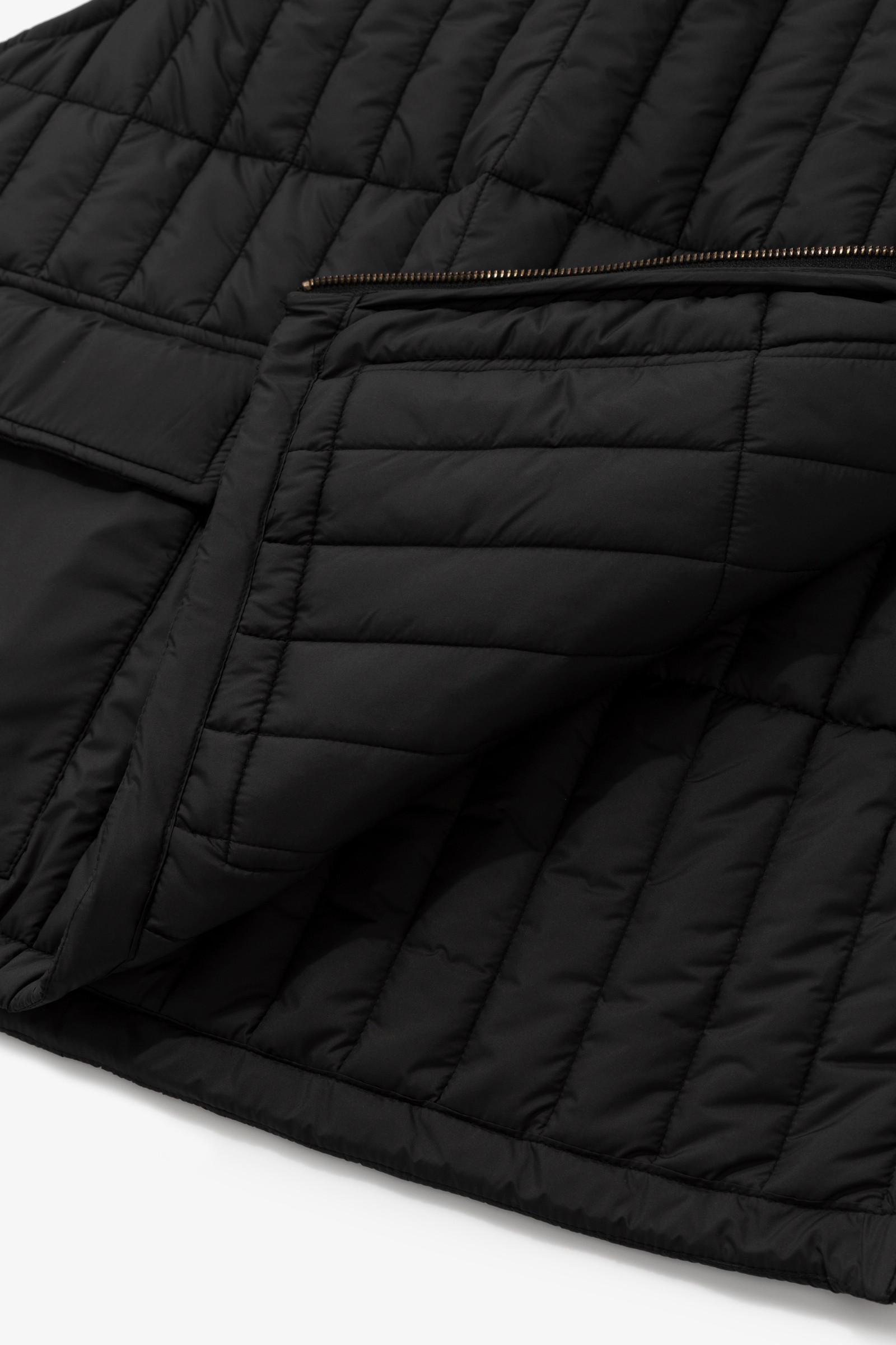 Veste sans manches en microfibre matelassée avec poches Aimé Leon Dore / Woolrich noir photo 3 | Woolrich