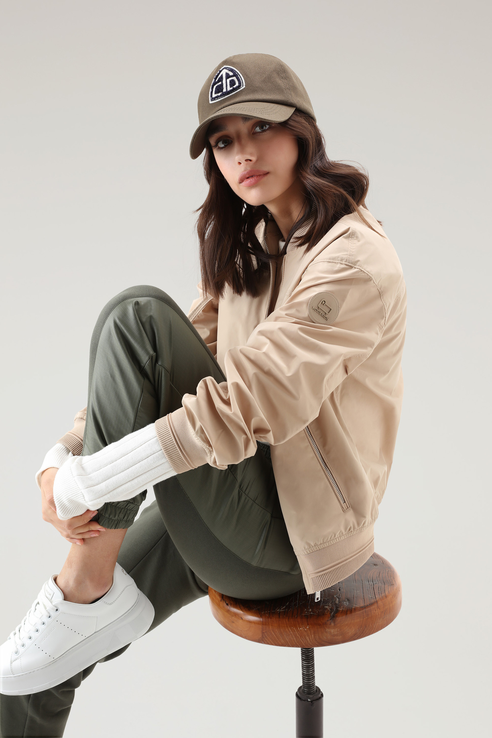 Summer Bomber en Urban Touch beige photo 4 | Woolrich