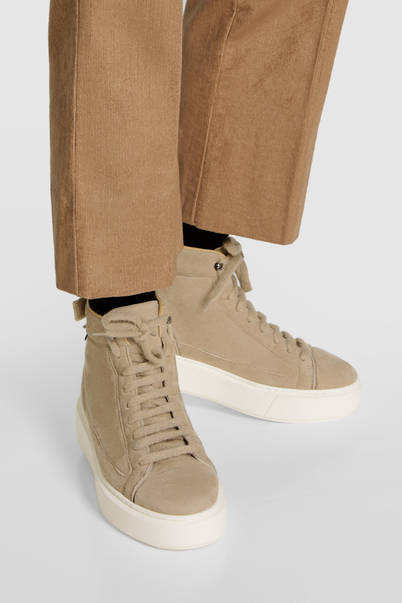 All Around Mid-Height Sneaker