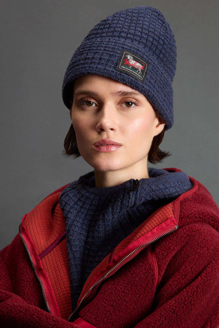 Beanie aus einer Schurwoll-Kaschmir-Mischung im Wabenstrick by Todd Snyder Blau photo 5 | Woolrich