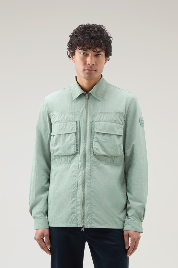 Overshirt aus Crinkle-Nylon Grün photo 1 | Woolrich