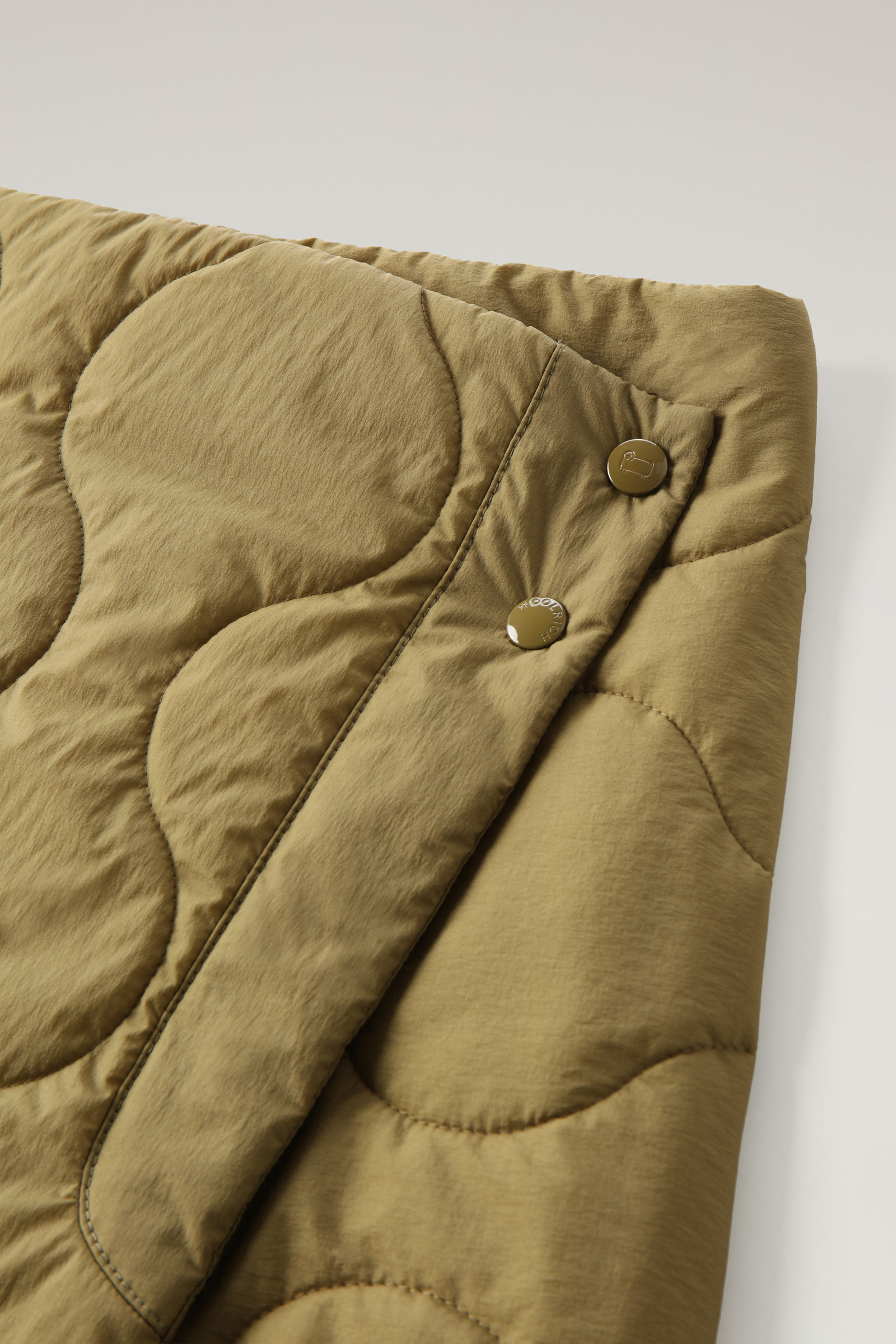 Seidiger Crinkle-Nylon-Stepprock Grün photo 6 | Woolrich