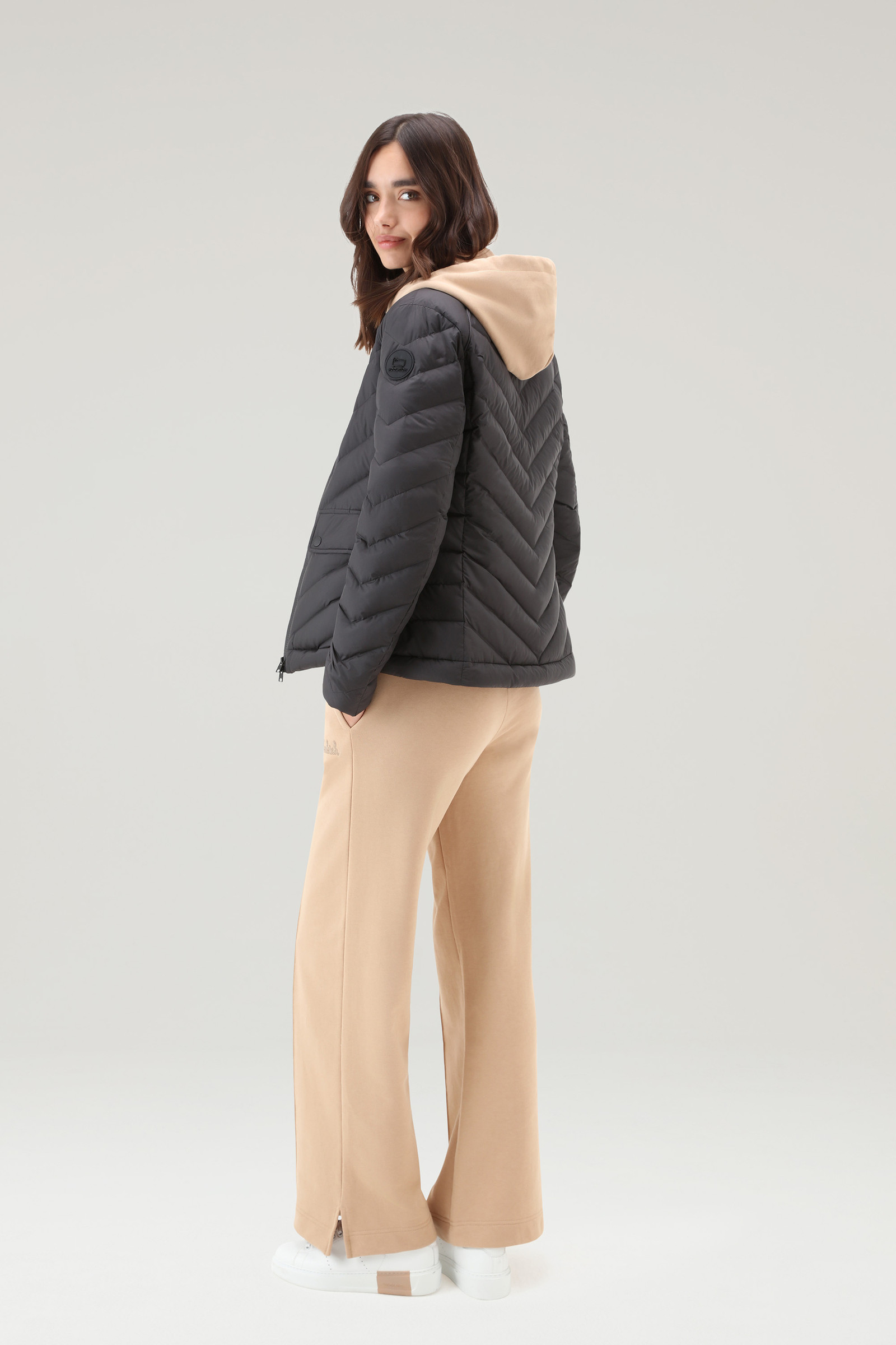 Padded Short Jacket with Chevron Quilting Black photo 2 | Woolrich