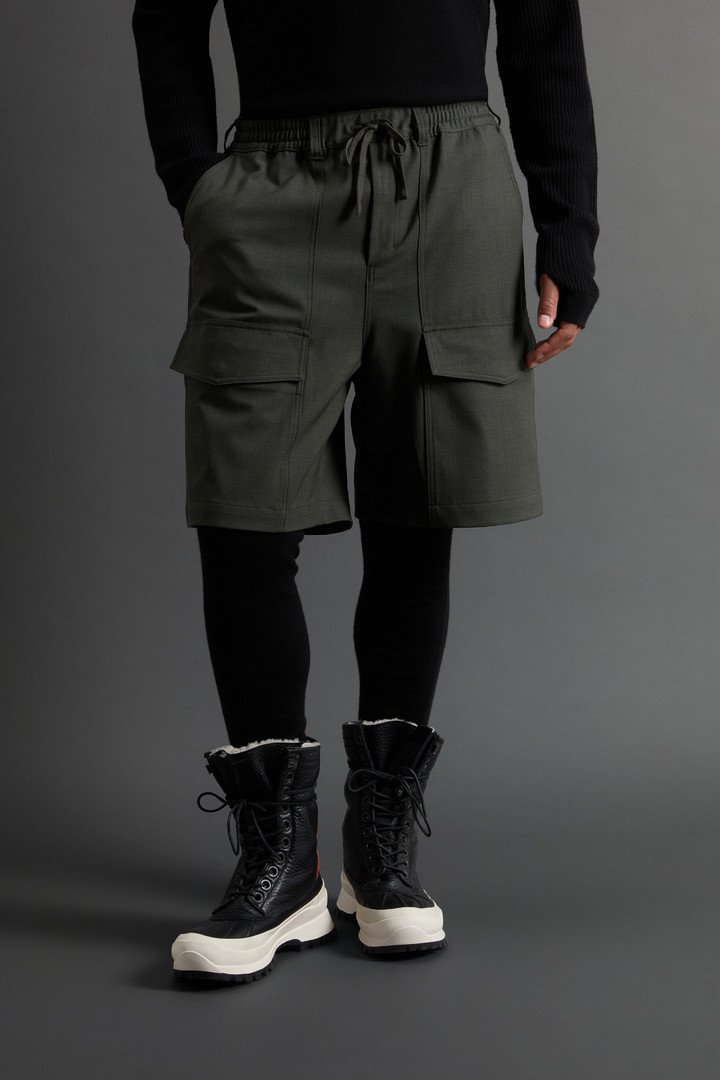 Korte broek van elastische wol met zakken by Todd Snyder Groen photo 2 | Woolrich