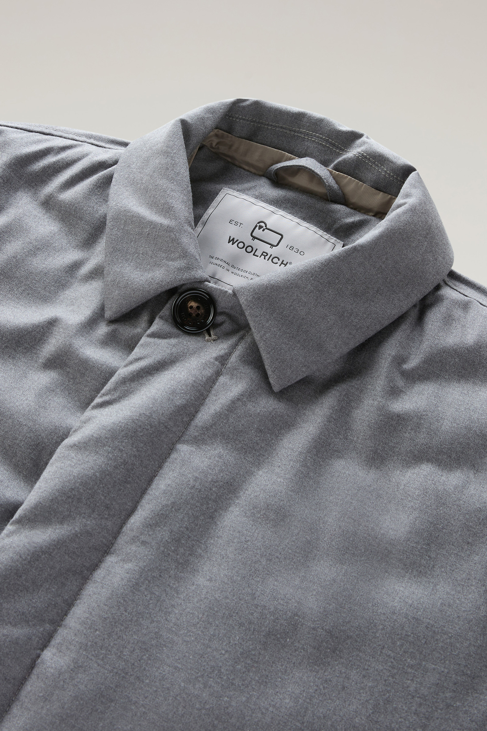 Luxury 2-In-1 Coat in Italian Wool and Silk Blend Crafted from a Loro Piana Fabric Grey photo 7 | Woolrich