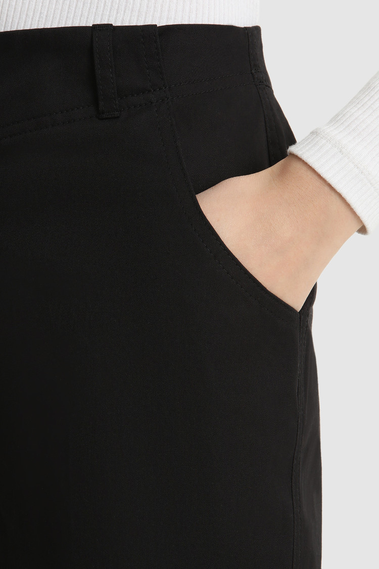 Stretch cotton chino pant