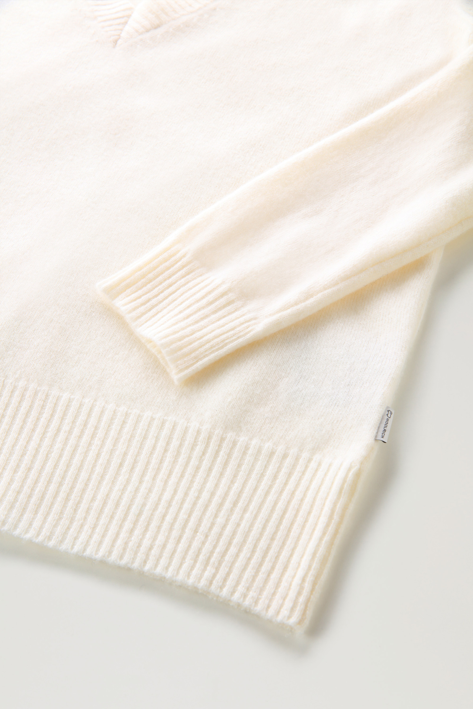 Mixed Wool and Cashmere V-Neck Sweater White photo 7 | Woolrich