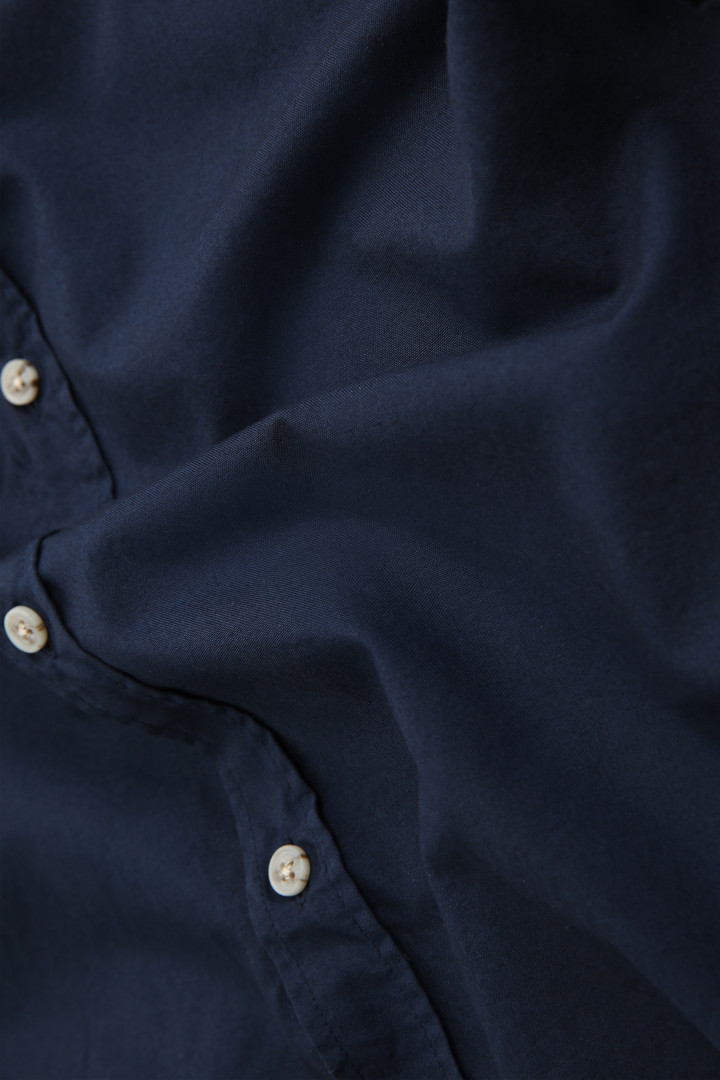 Camisa Oxford de algodón ligero teñida en prenda