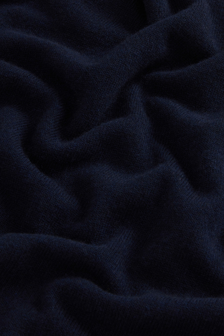 Crewneck Sweater in Virgin Wool and Cashmere Blend Blue photo 6 | Woolrich