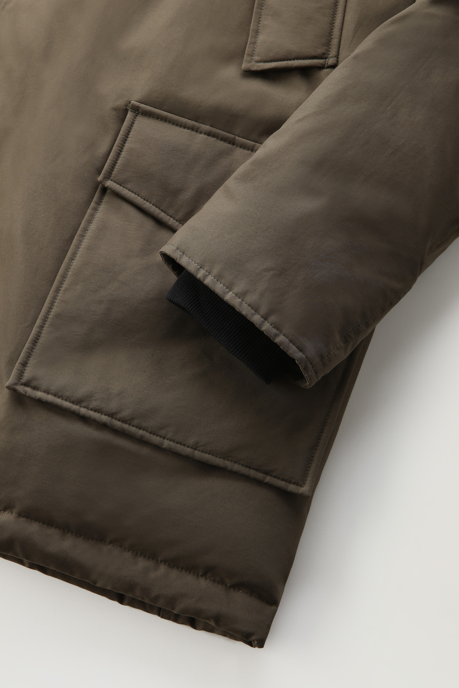 Arctic Parka in Ramar Cloth with Detachable Fur Green photo 8 | Woolrich