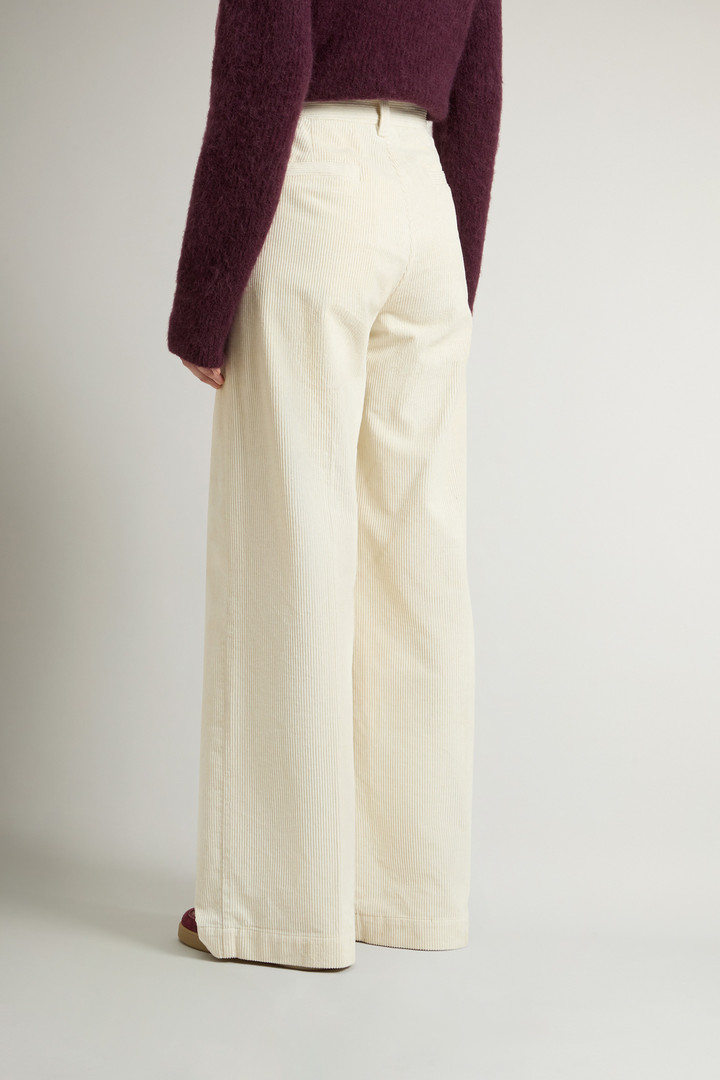 Wide-Leg-Hose aus Cord Weiß photo 2 | Woolrich