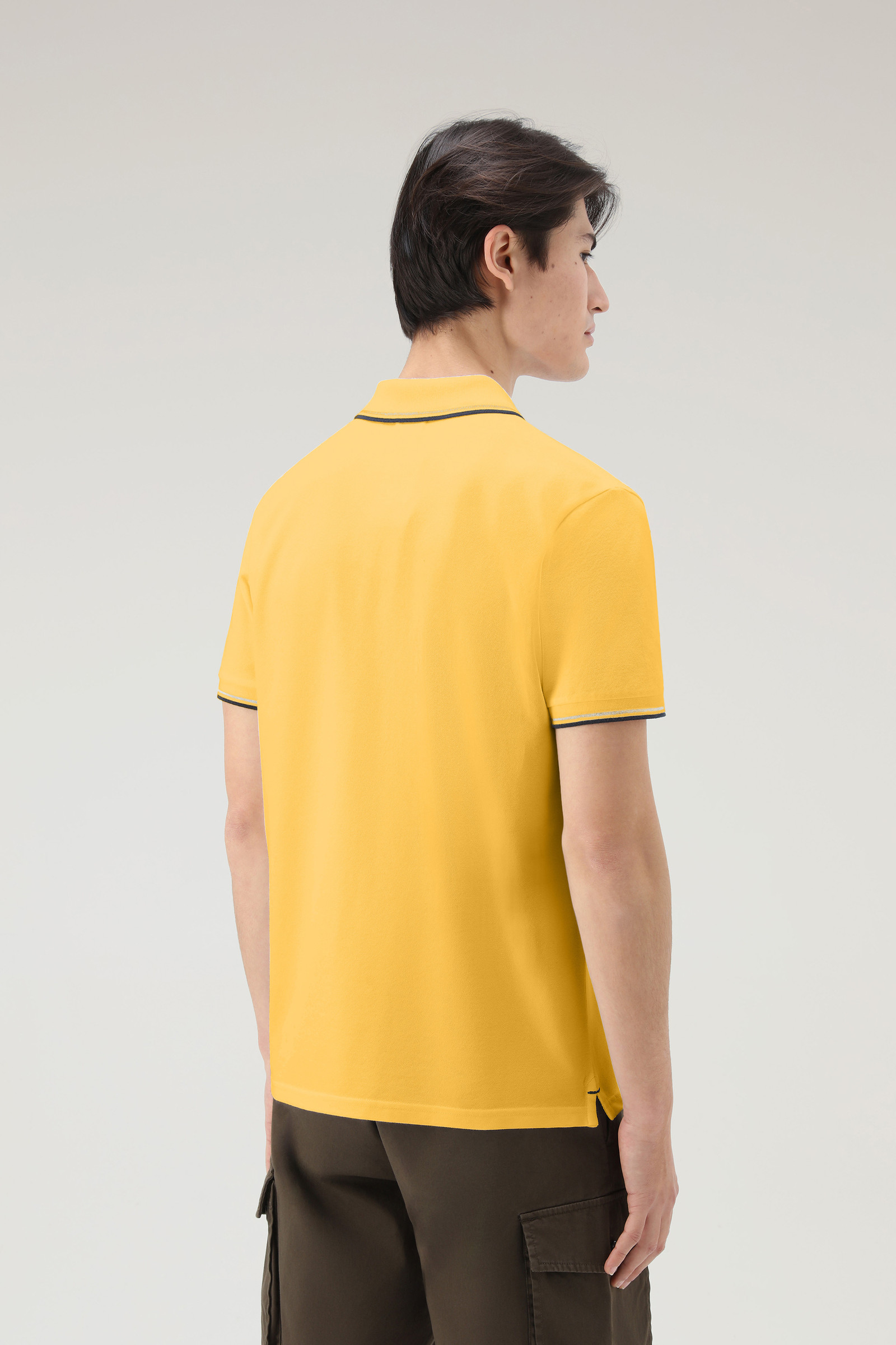 Polo Monterey de piqué de algodón elástico amarillo photo 3 | Woolrich