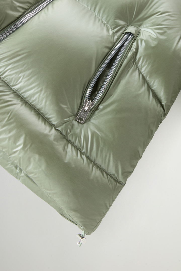 Aliquippa Short Down Jacket in Glossy Nylon Green photo 8 | Woolrich