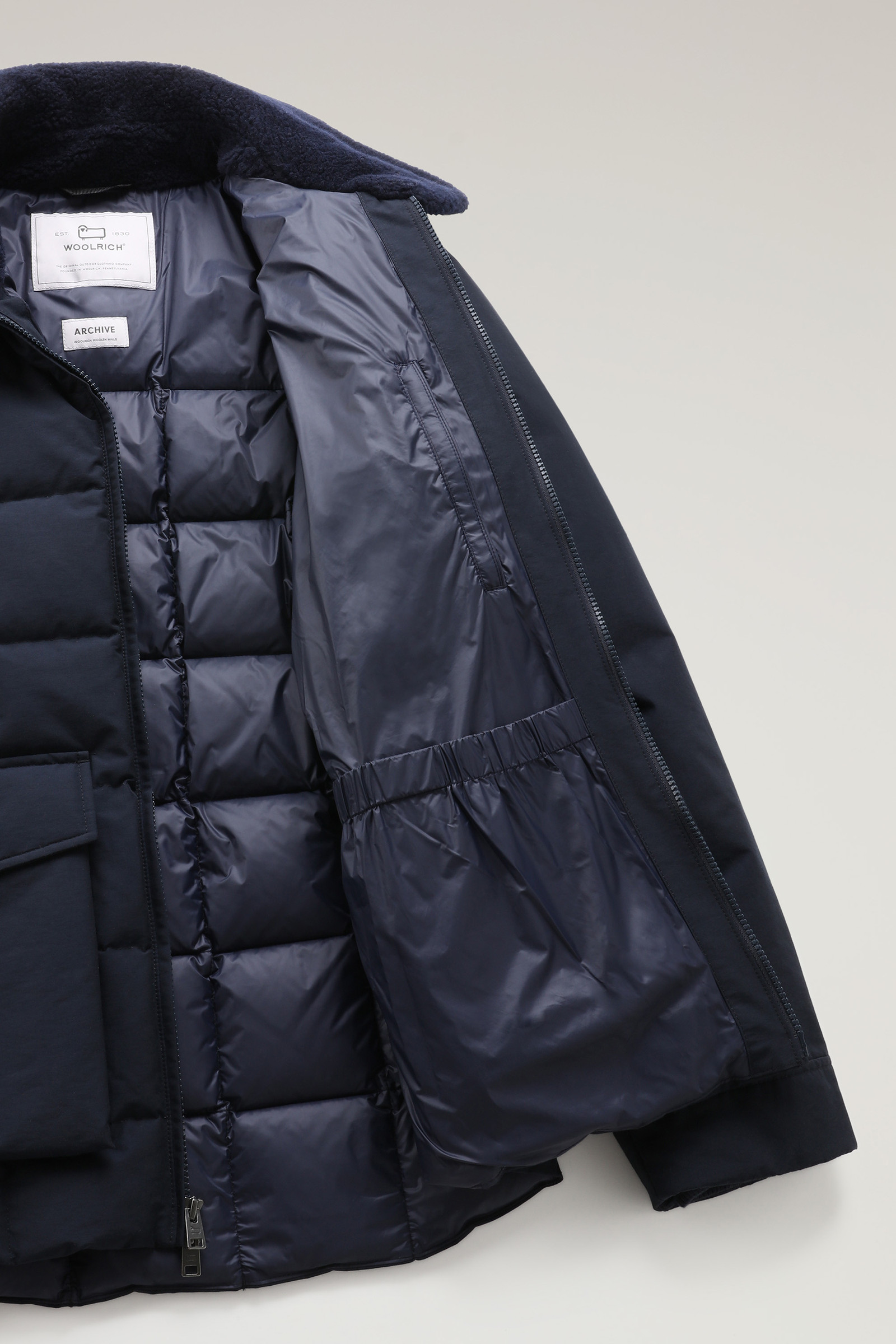 Men's Blizzard Duster Quilted Jacket in Eco Ramar Blue | Woolrich USA