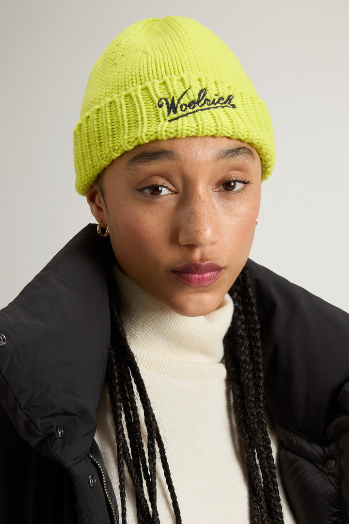 Beanie in Pure Merino Virgin Wool with Contrasting Logo Yellow photo 5 | Woolrich