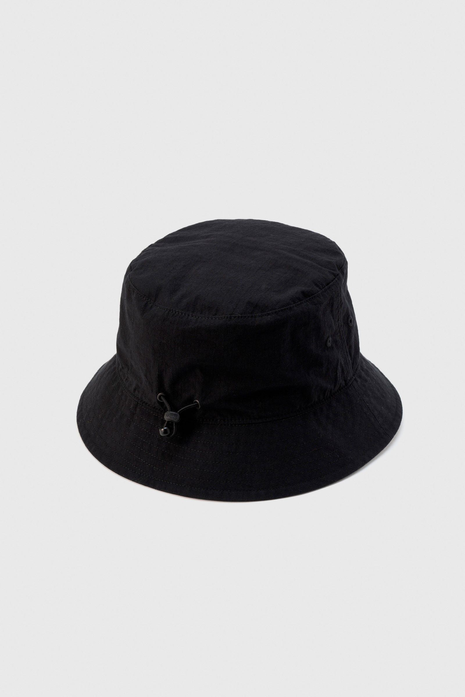 Packable Bucket Hat in Ripstop Cotton Black photo 4 | Woolrich