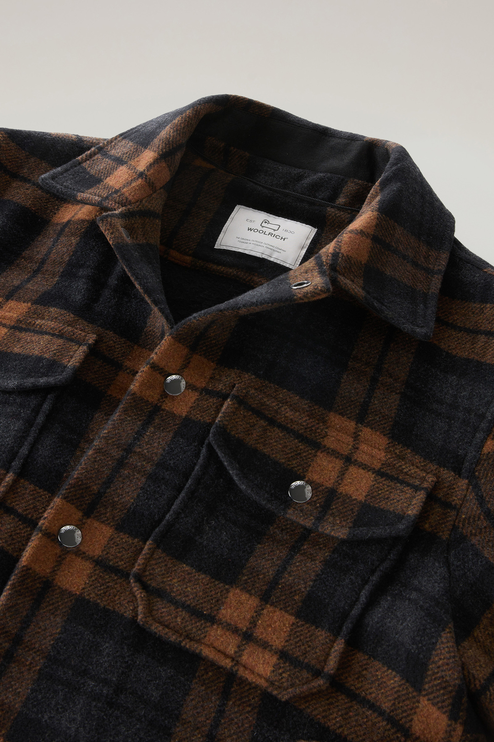 Overshirt with Detachable Padded Bib and Hood Brown photo 7 | Woolrich