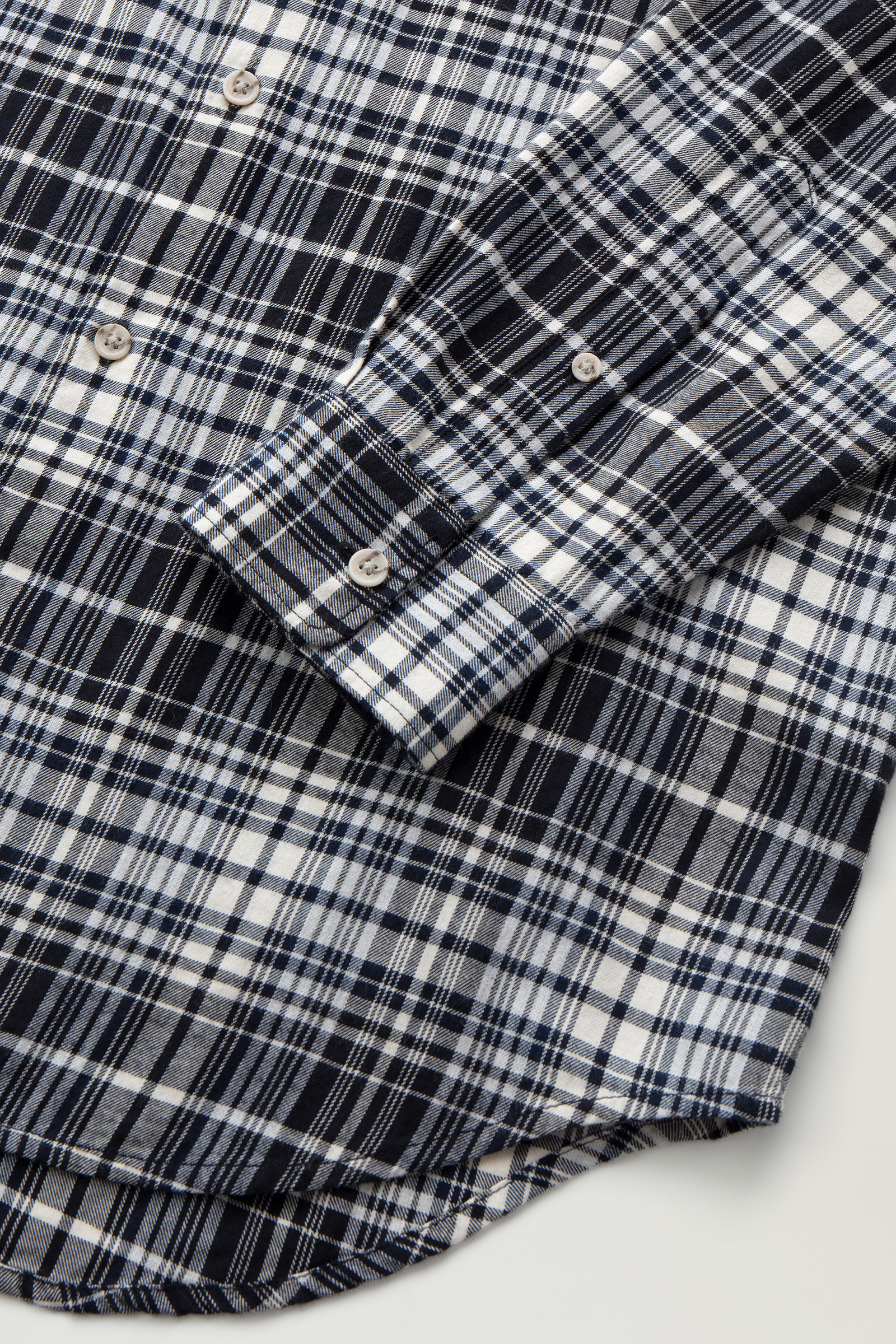 Leichtes Flanell-Shirt mit Madras-Muster Schwarz photo 8 | Woolrich