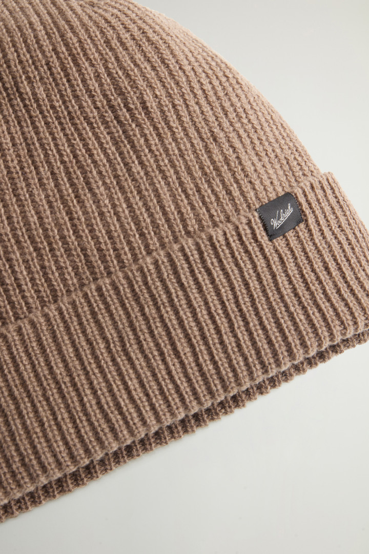Beanie in Wool Blend Brown photo 3 | Woolrich