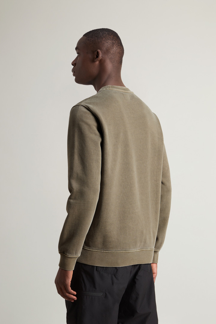 Garment-Dyed Crewneck Sweatshirt in Pure Cotton with Embroidered Logo Green photo 3 | Woolrich