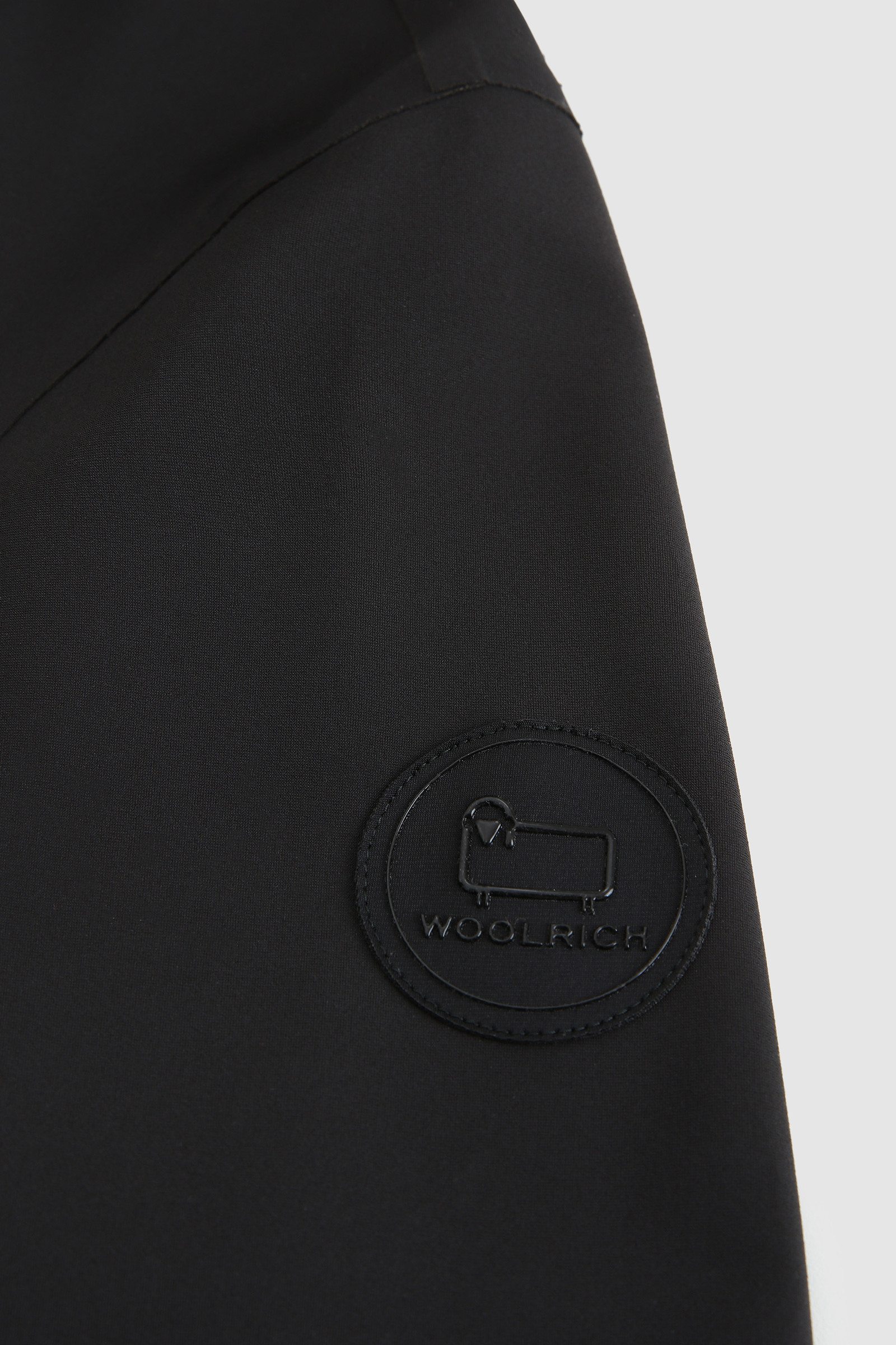 Chaqueta Pequea en jersey elástico negro photo 4 | Woolrich