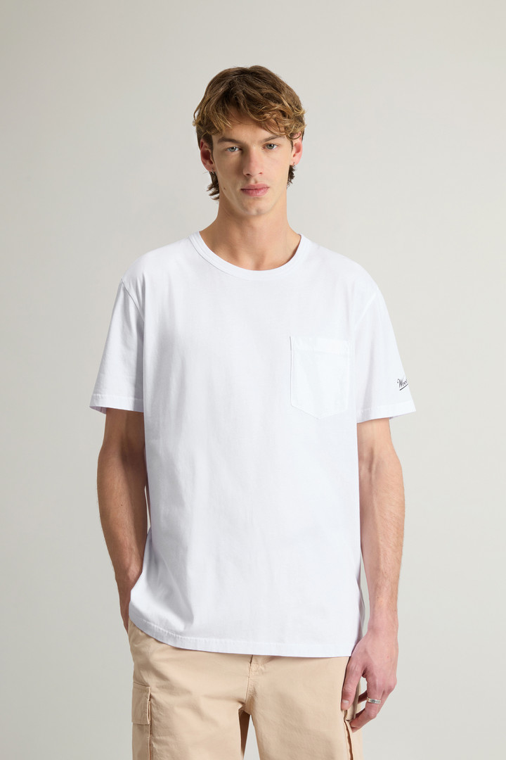 LOGO POCKET T-SHIRT White photo 1 | Woolrich