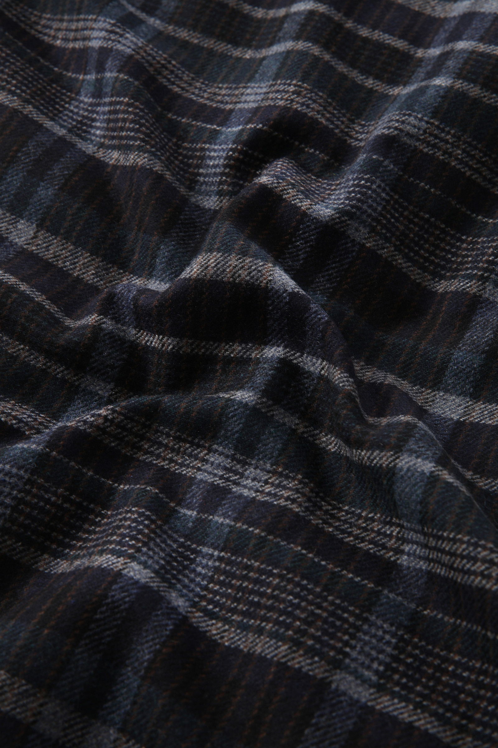Padded Alaskan Check Overshirt in Recycled Wool Blue photo 11 | Woolrich