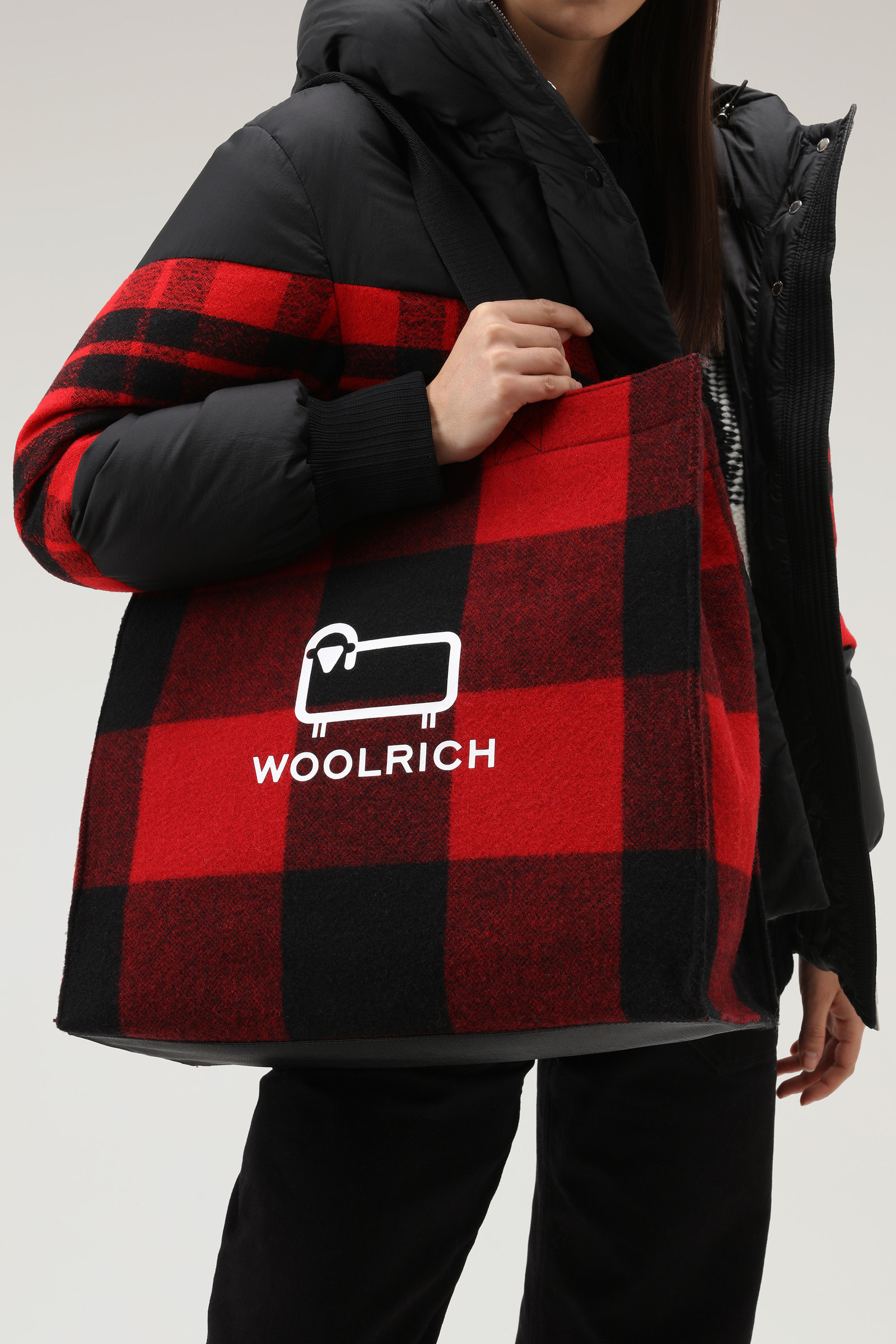 Tragetasche aus amerikanischer Wolle im Buffalo-Karomuster rot photo 7 | Woolrich