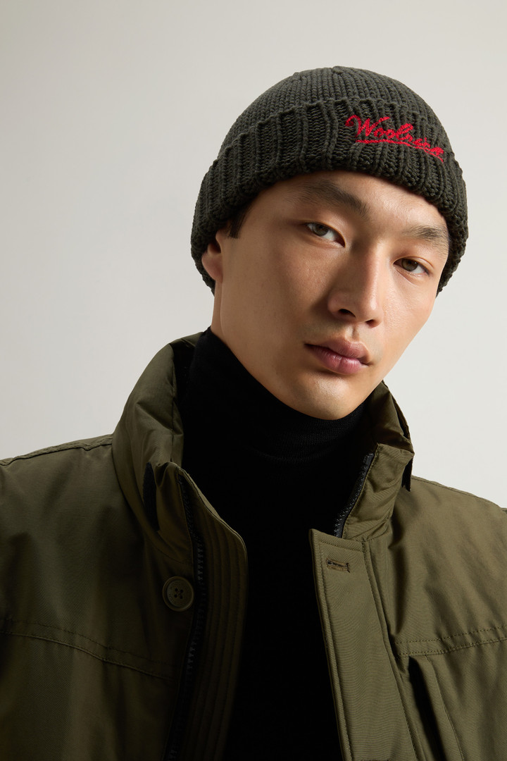 Beanie in Pure Merino Virgin Wool with Contrasting Logo Green photo 4 | Woolrich