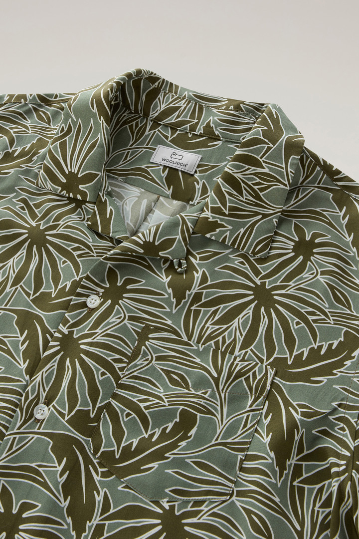 Camisa con estampado tropical Verde photo 6 | Woolrich