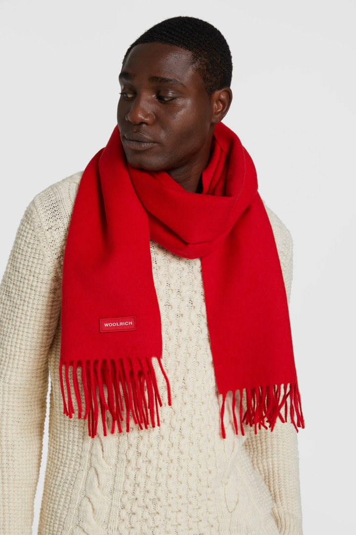 Wollen sjaal met woolrich-logo