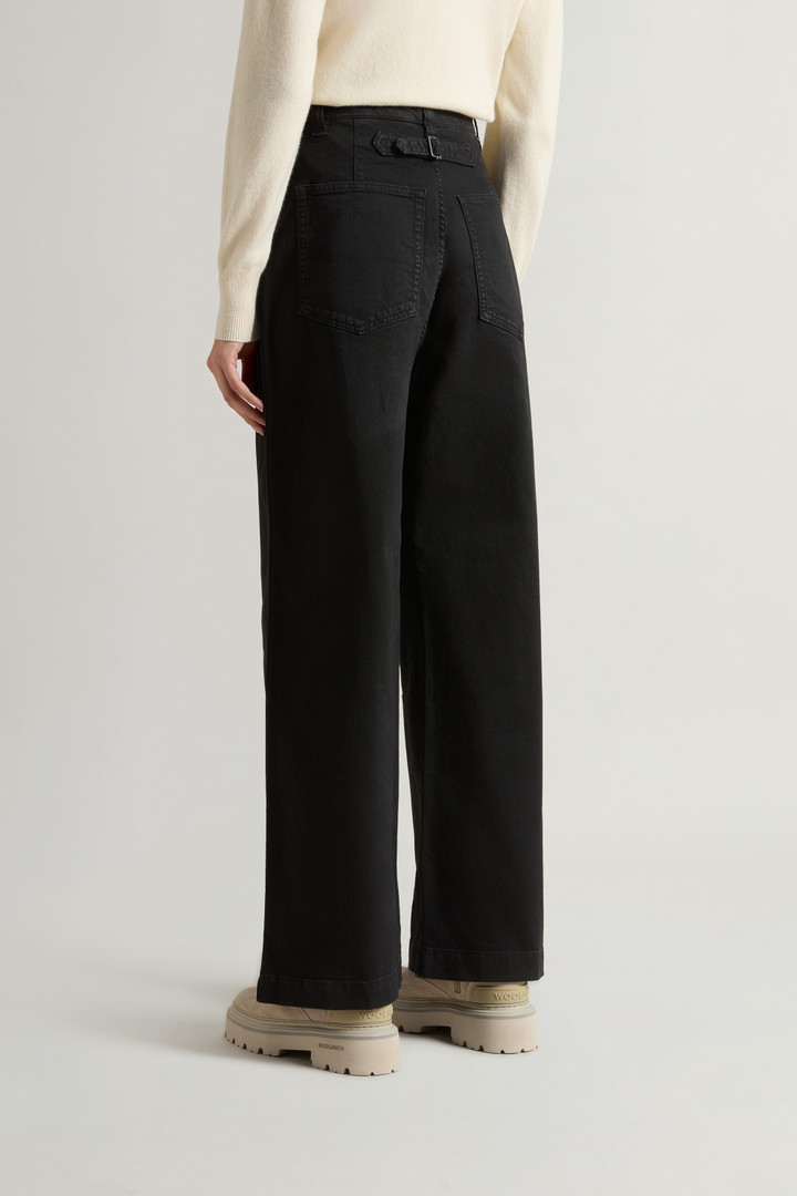 Garment-Dyed Wide-Leg Pants in Stretch Cotton Twill Black photo 3 | Woolrich