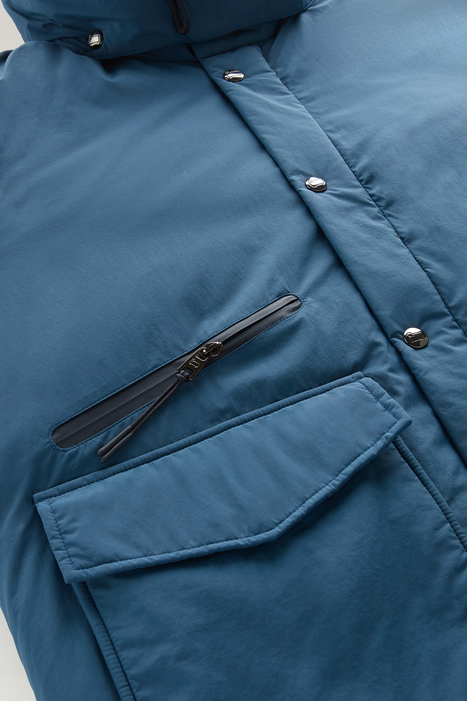 Aleutian Jacket in Taslan Nylon Blue photo 10 | Woolrich