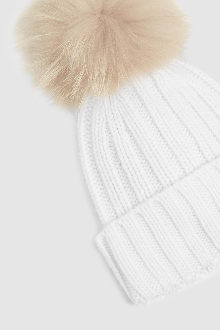 Berretto in cashmere con pon pon rimovibile in pelliccia di racoon