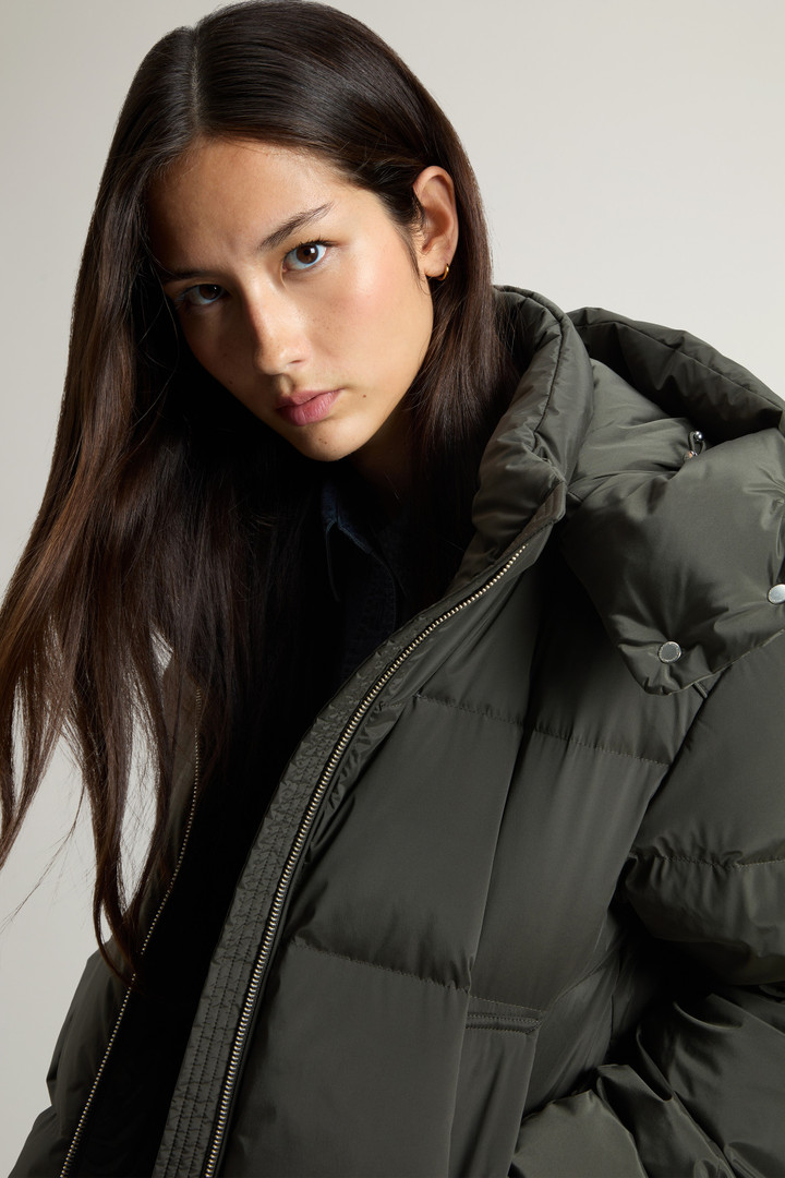 Short Alsea Down Jacket in Stretch Nylon with Detachable Hood Green photo 4 | Woolrich