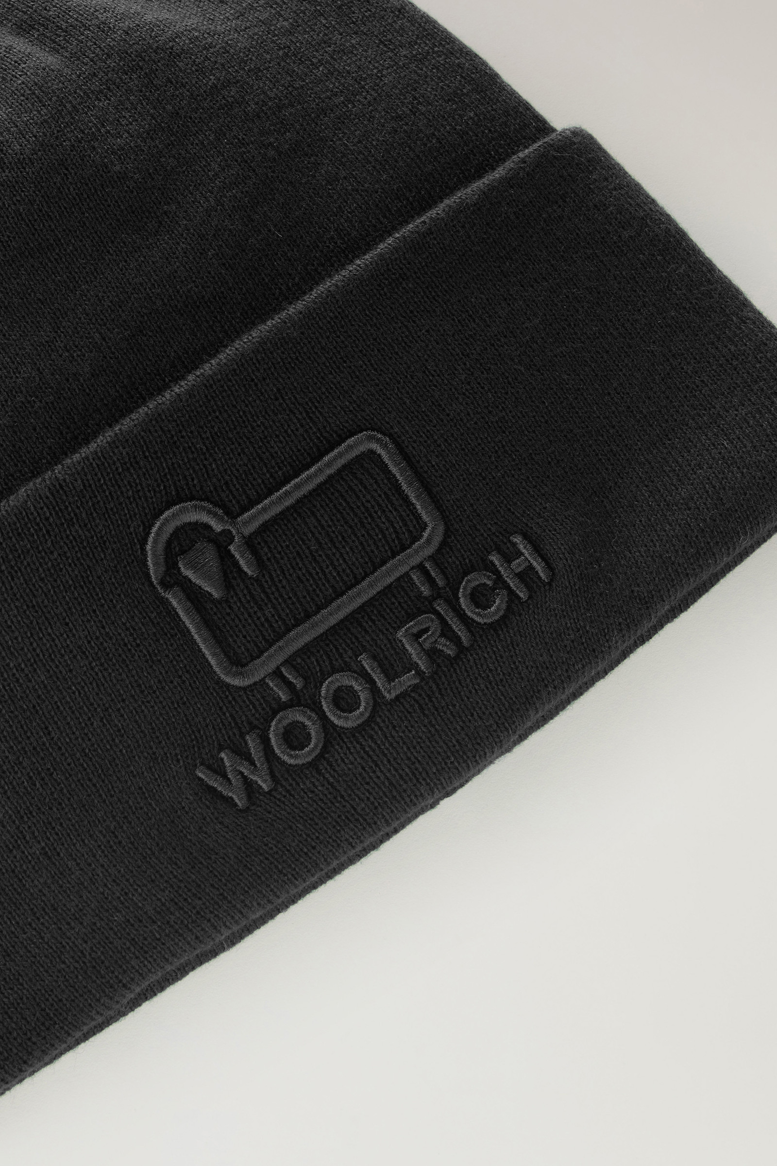 Unisex Beanie in Cotton Wool Blend Black photo 3 | Woolrich
